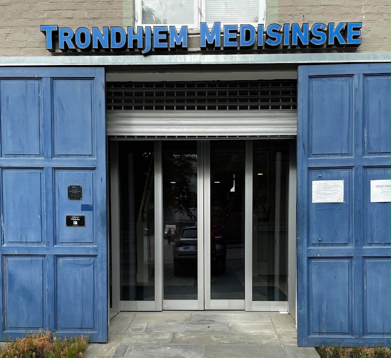Inngangen til Trondheim Medisinske Senter der Fresh&Fin holder til